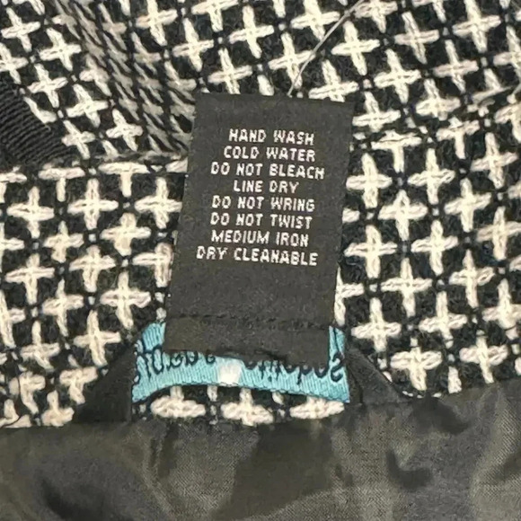 New Yarns & Stitches Knit Geometrical Print Flare Full Skirt Plus Size Womens 16 - Picture 6 of 13